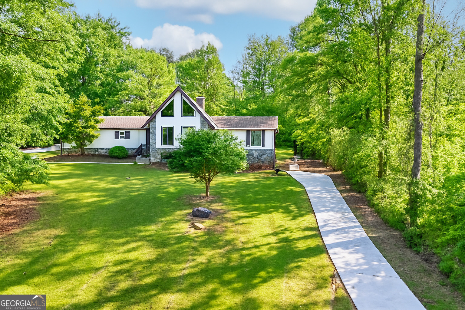 3222 Bay View DR