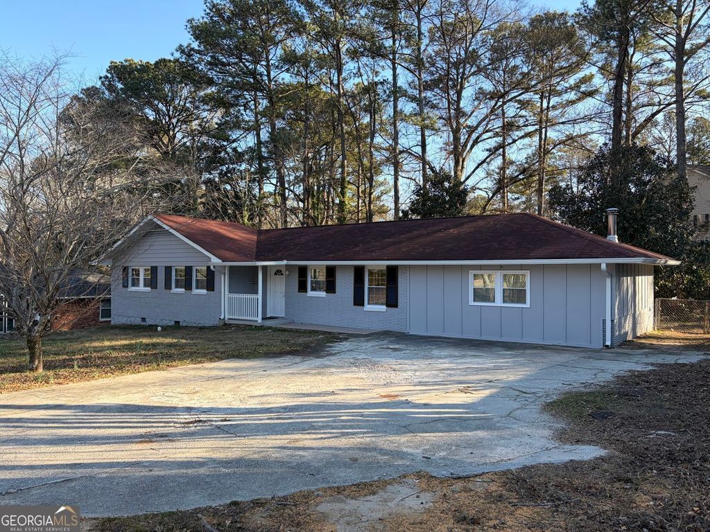 Photo of 431 Pineridge Road, Forest Park, GA 30297 (MLS # 10687581)