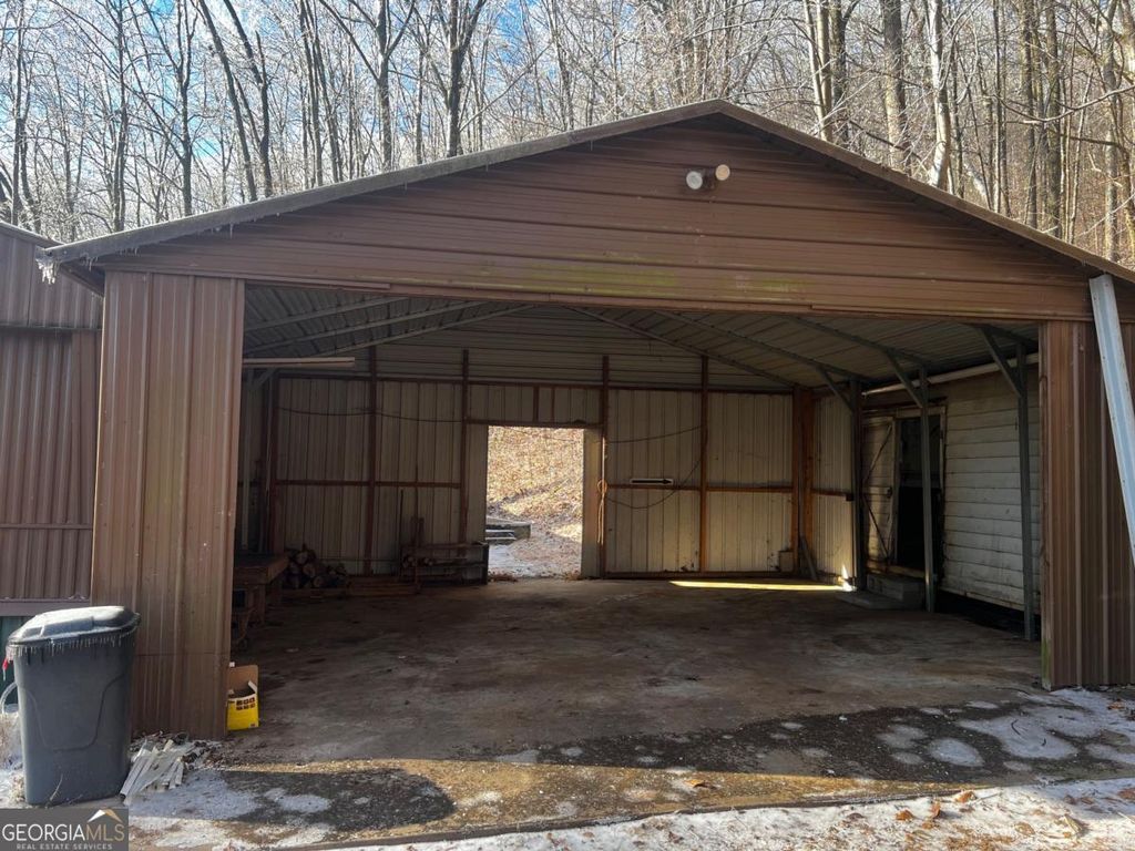 Photo of 206 Oakridge Drive, Cleveland, GA 30528 (MLS # 10679942)