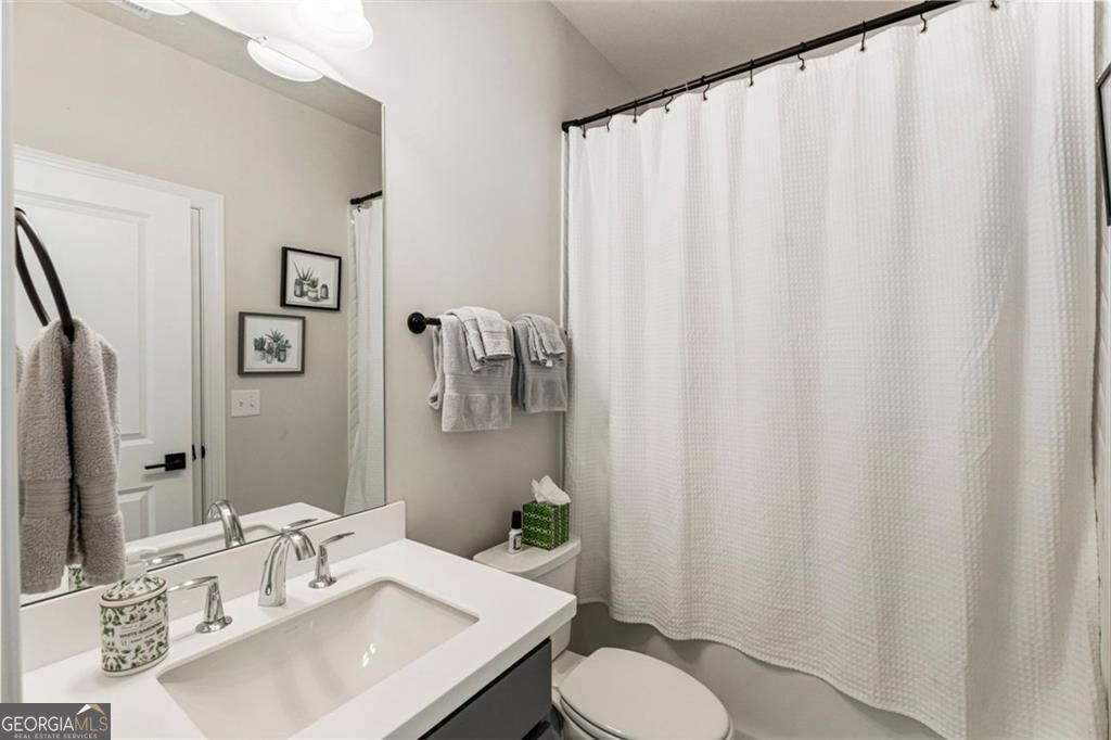 HOLLY FARM PH 1B - Residential