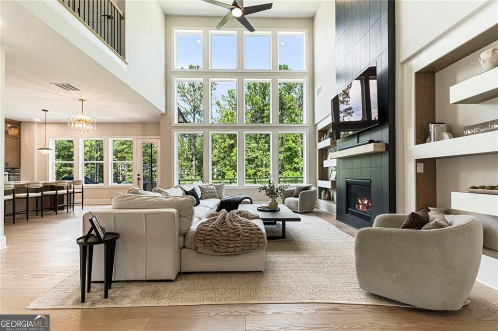 HOLLY FARM PH 1B - Residential