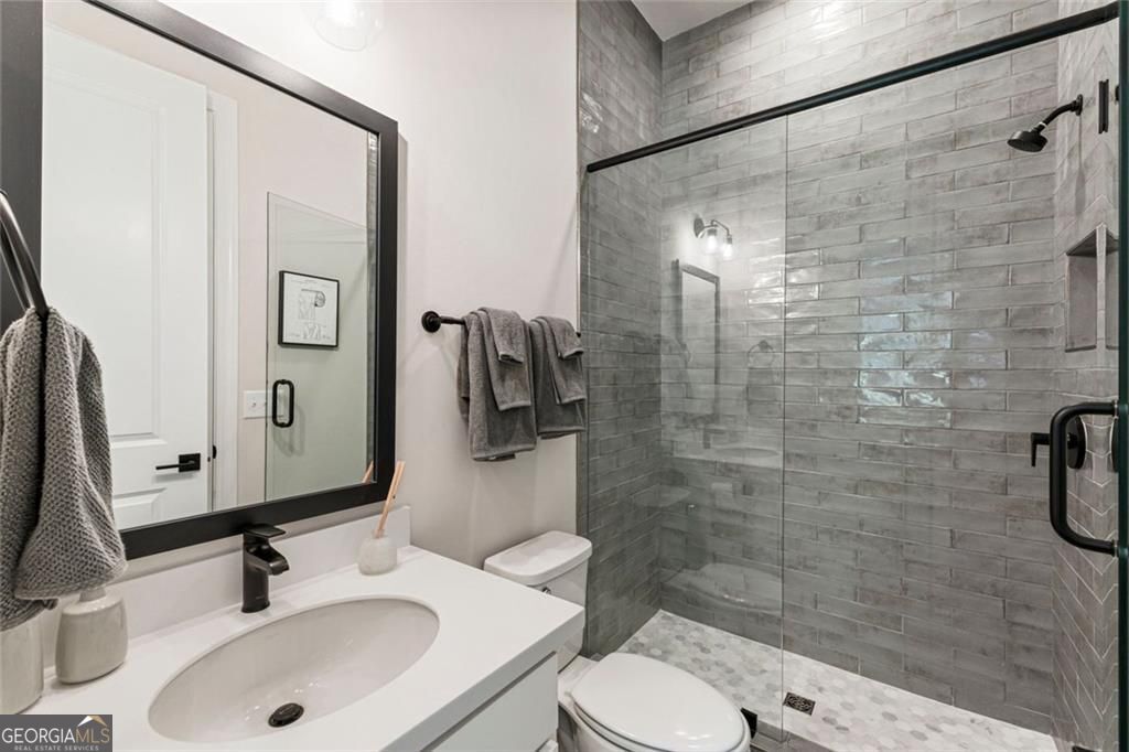 HOLLY FARM PH 1B - Residential