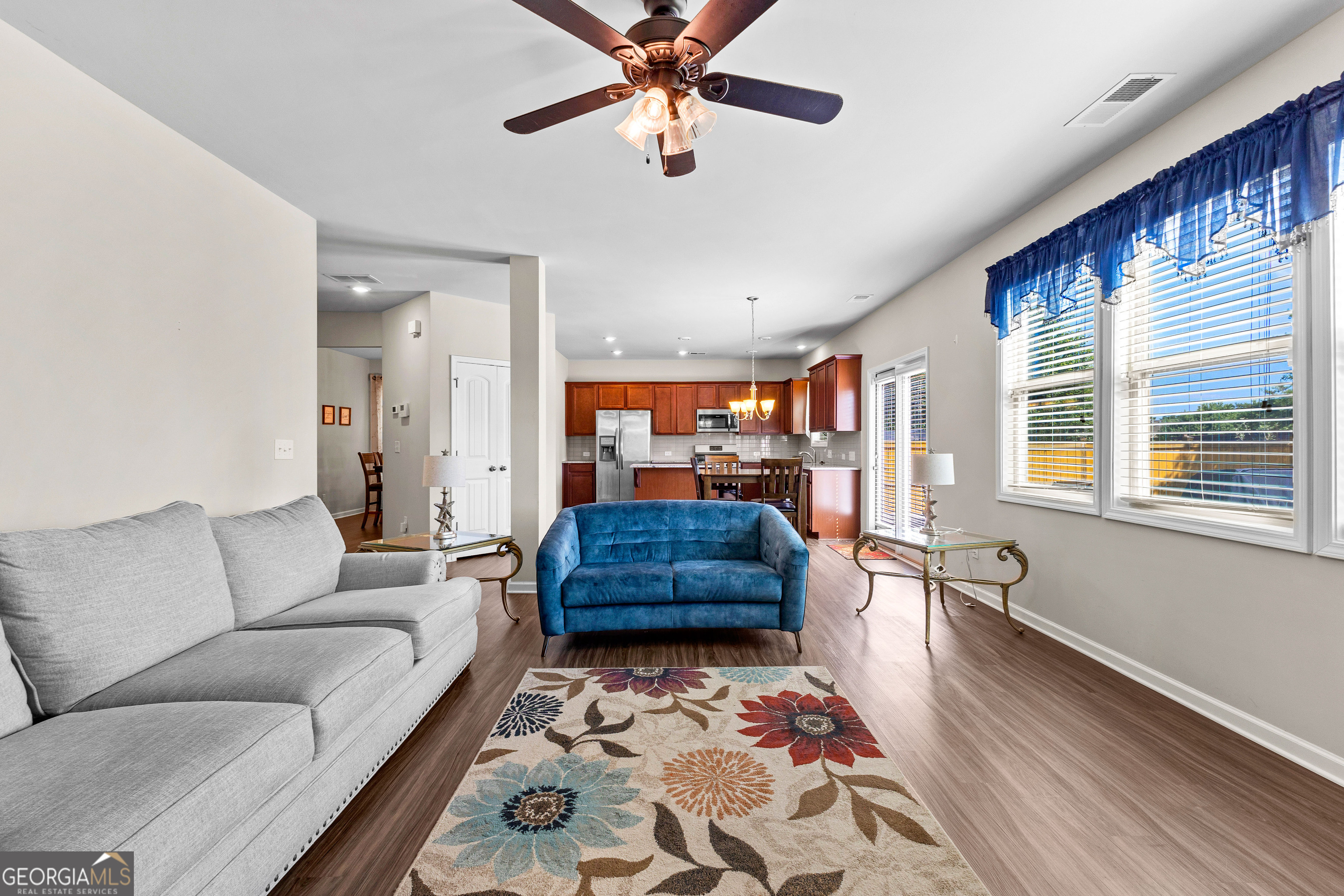 McDonough, Georgia 30253, United States, 6 Bedrooms Bedrooms, ,4 BathroomsBathrooms,Residential,Active,202479