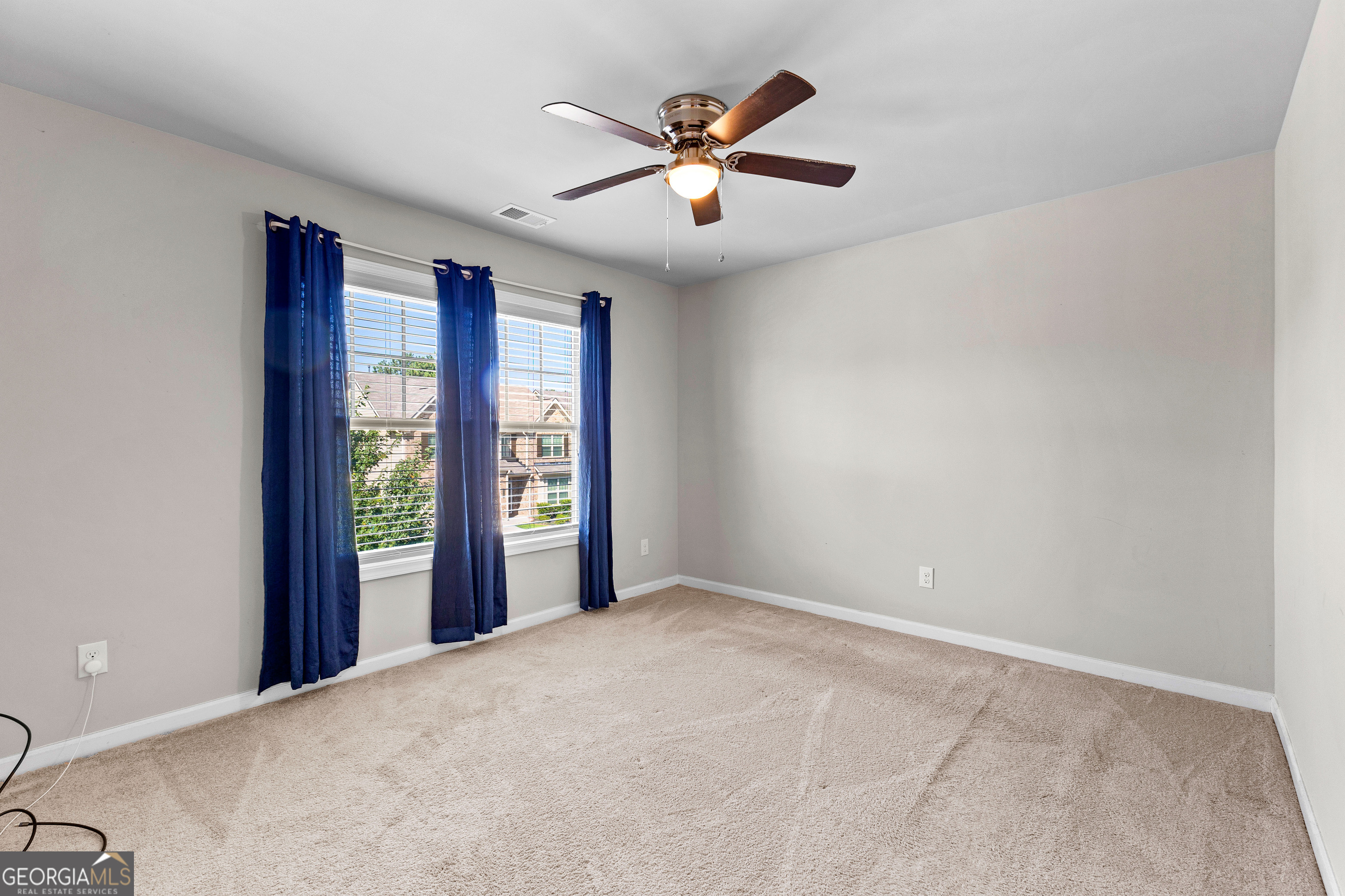 McDonough, Georgia 30253, United States, 6 Bedrooms Bedrooms, ,4 BathroomsBathrooms,Residential,Active,202479