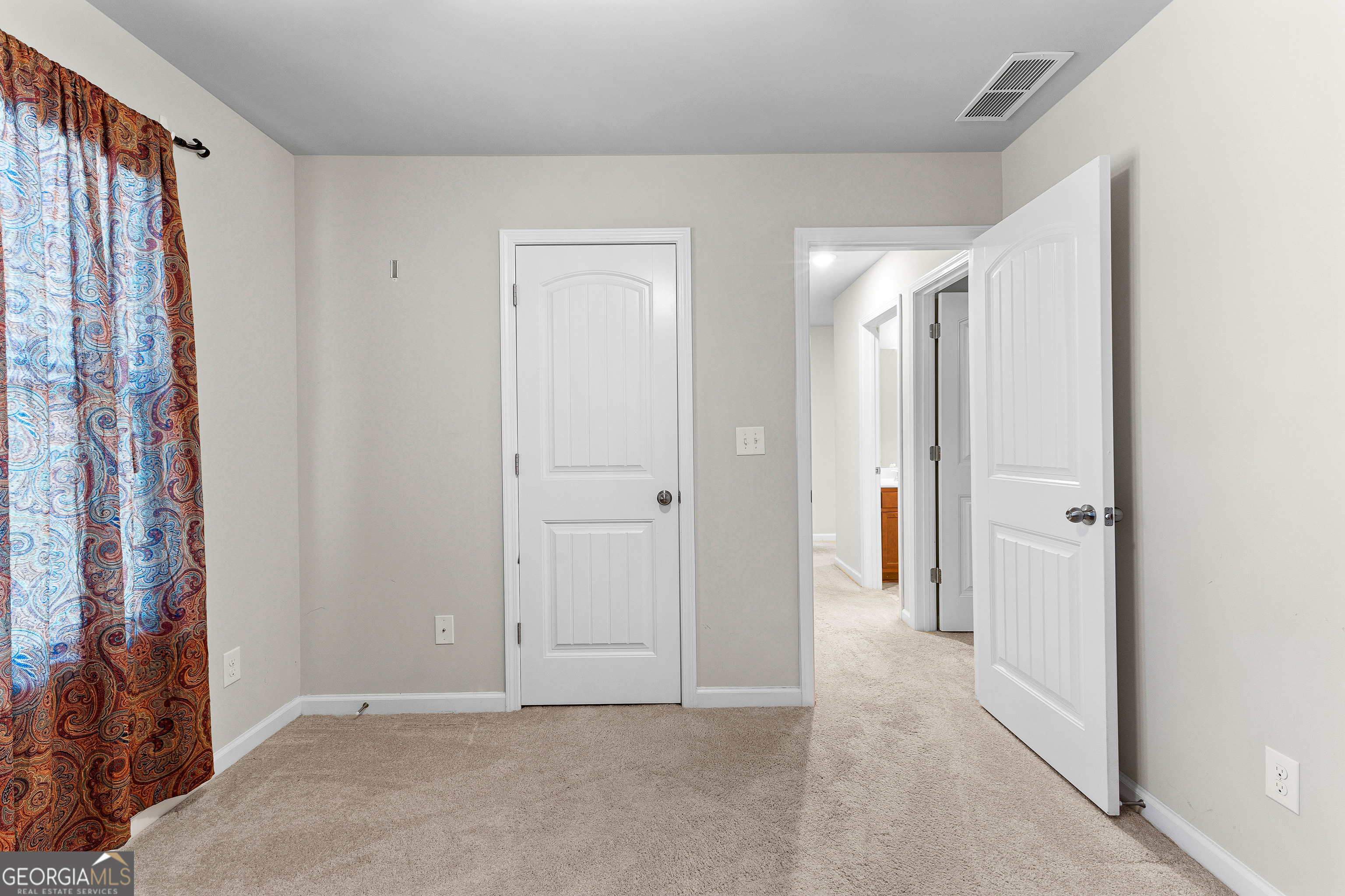 McDonough, Georgia 30253, United States, 6 Bedrooms Bedrooms, ,4 BathroomsBathrooms,Residential,Active,202479