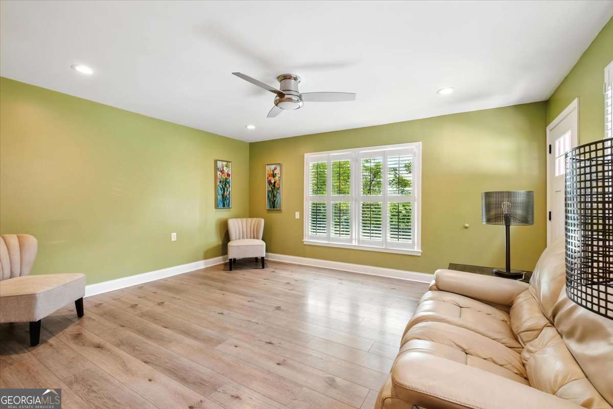 145 Mountain View RD SE