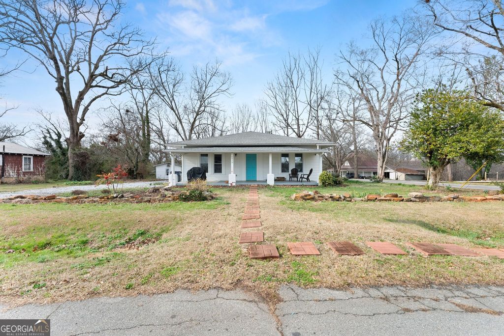 Photo of 5919 Chattahoochee Street, Lula, GA 30554 (MLS # 10701993)