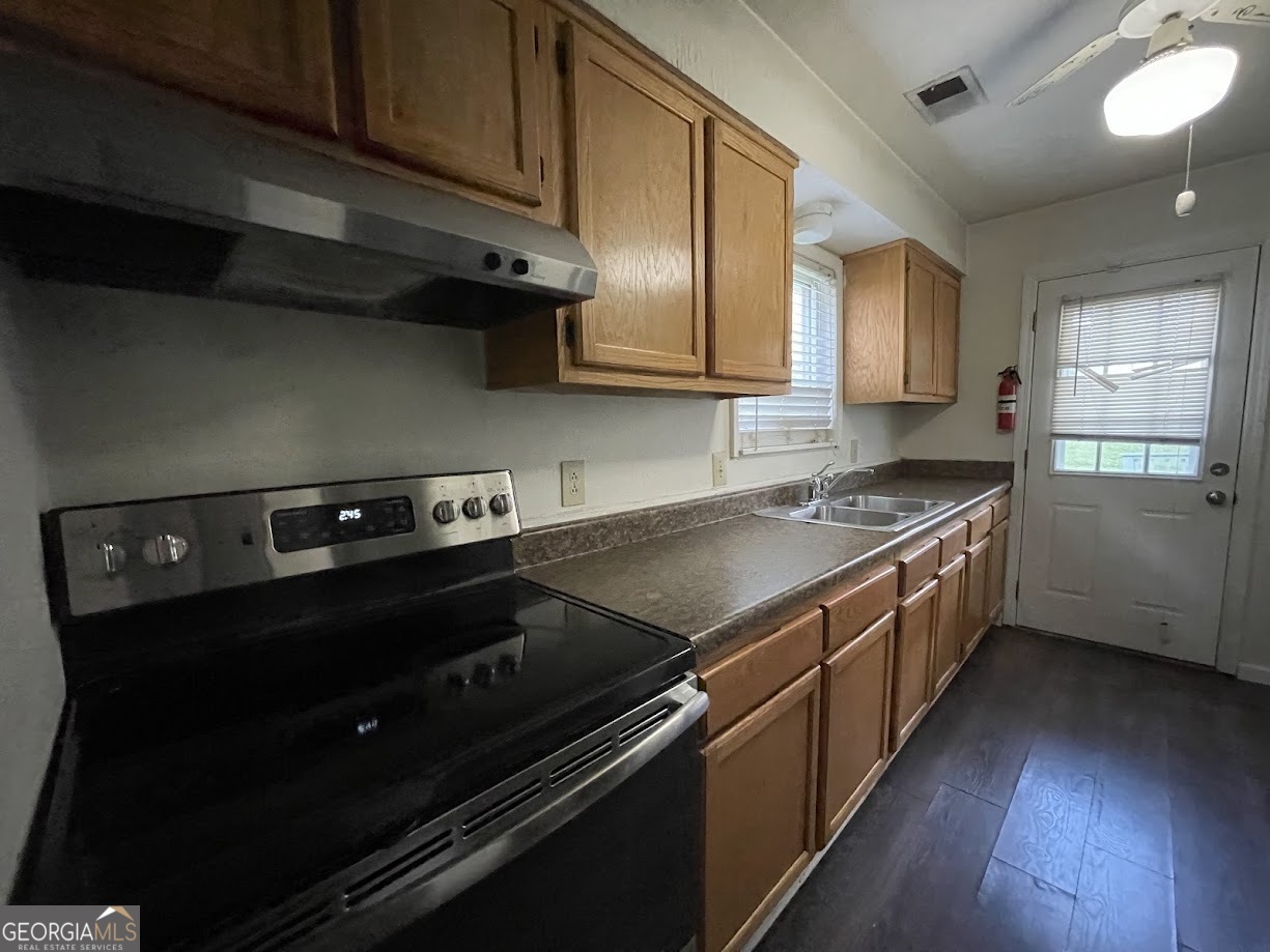 636 North AVE 11A