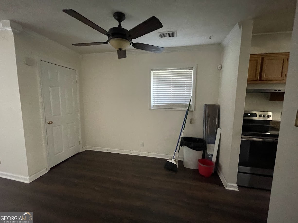 636 North AVE 11A