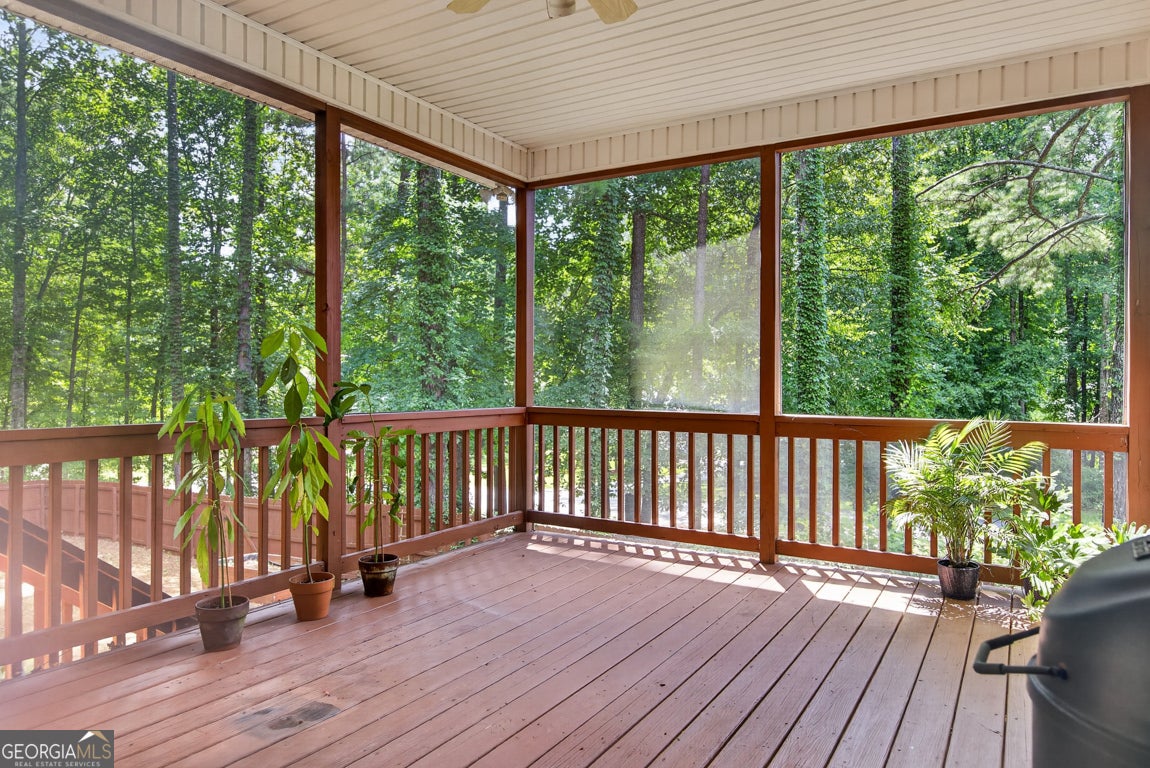 60 Tyler Woods DR
