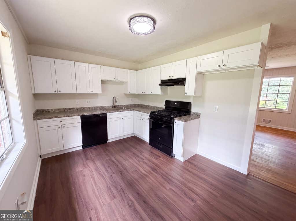 Photo of 1375 NW South Hicks Circle, Conyers, GA 30012 (MLS # 10805626)
