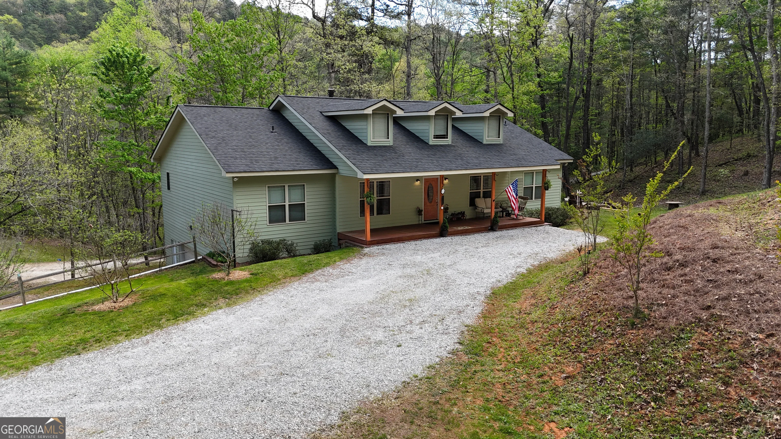812 Covecrest Drive, Tiger, GA, 30576