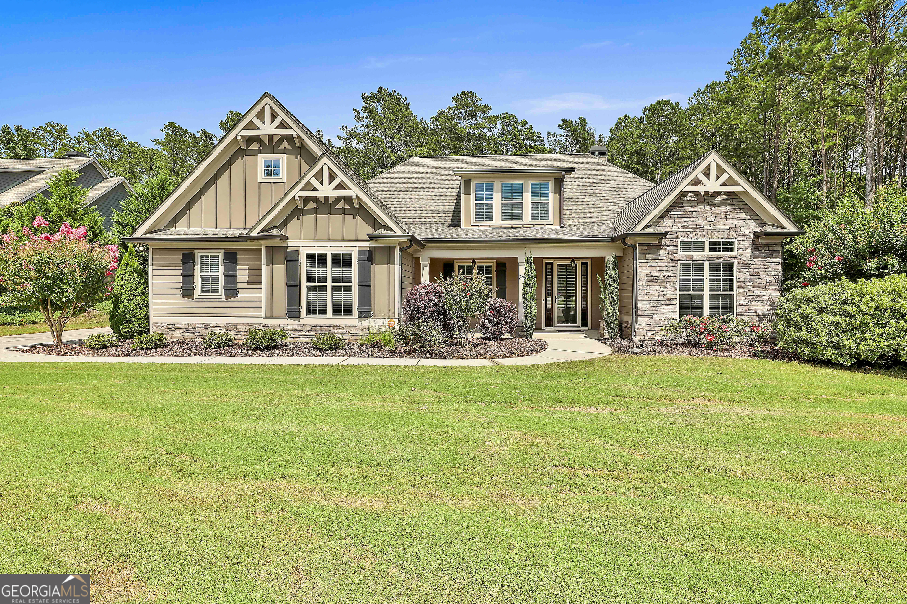 37 Big Horn DR