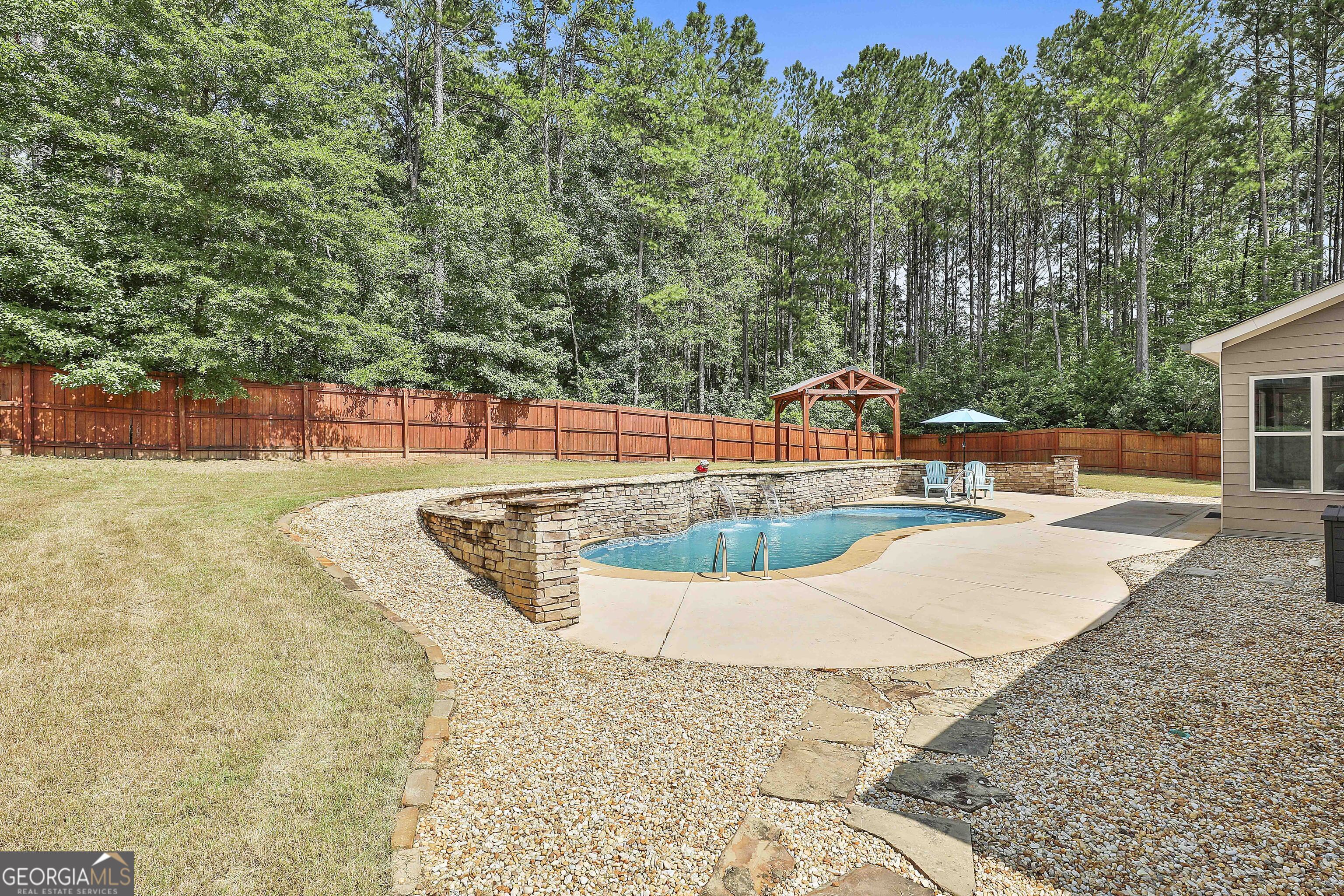 37 Big Horn DR