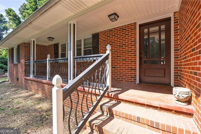 250 Memorial DR