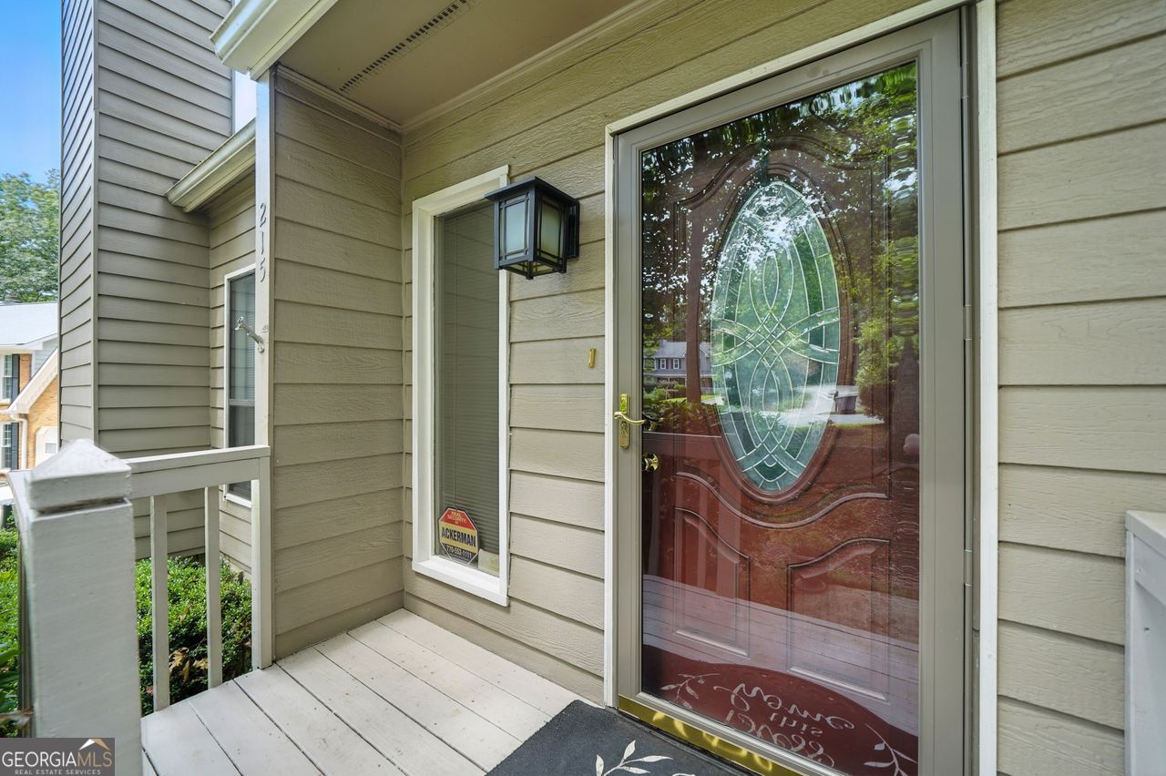 215 Overlook CT