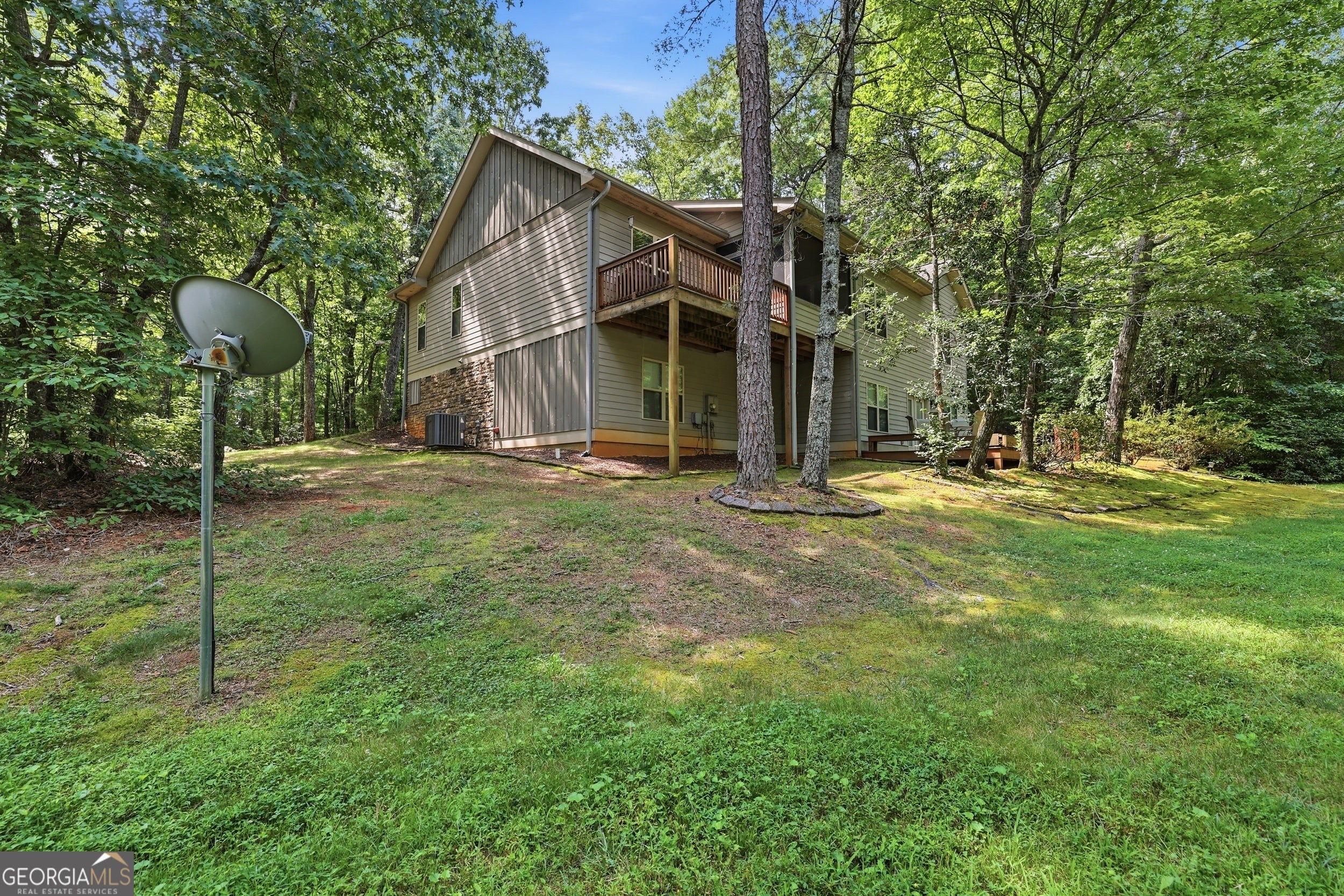411 Hickory Nut Mountain