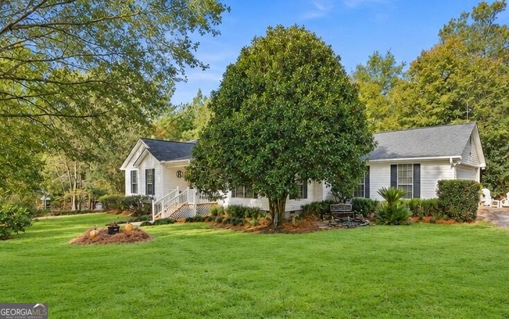 Photo of 253 Graham Woods Drive, Gray, GA 31032 (MLS # 10876885)