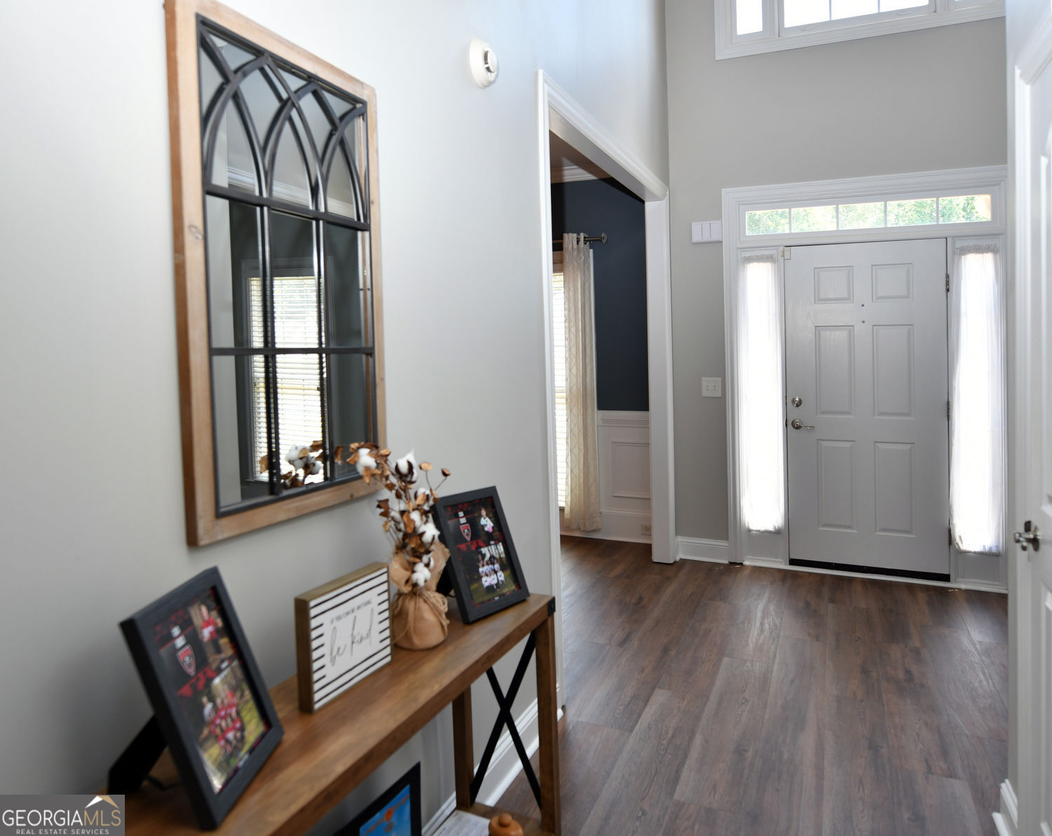 1025 Fairview Club CIR