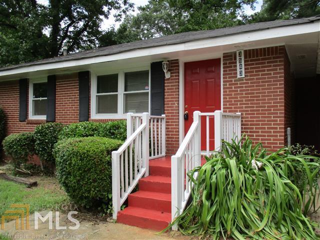 All brick ranch, beautiful corner level lot, fenced yard, great workshop, hardwood floors. Walk to playgroud/park!