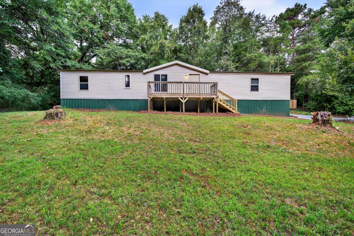 216 SPRUCE LN
