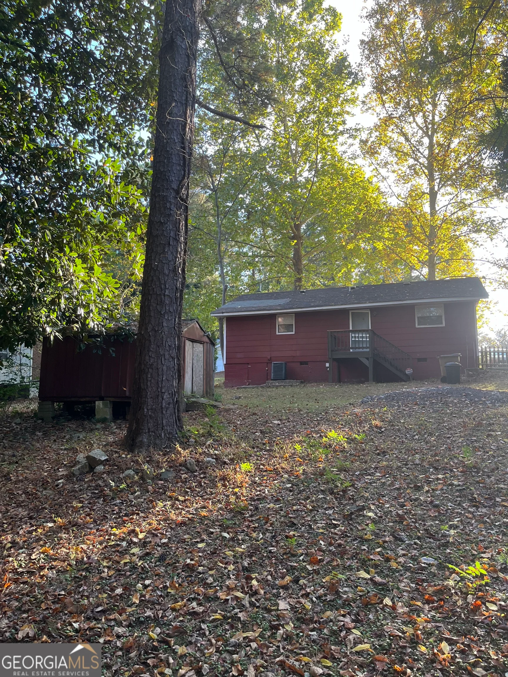 650 Robert E Lee Parkway