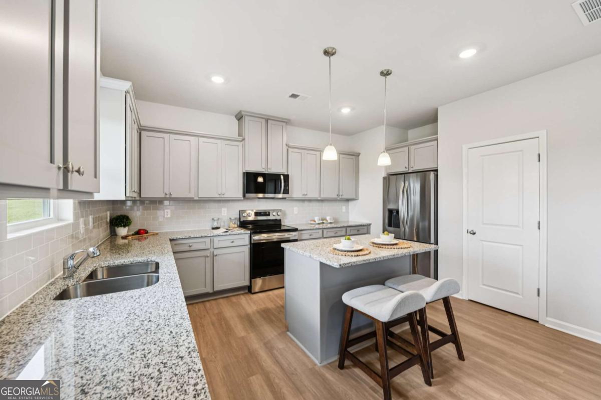 The Hills at Cedar Creek - Residential