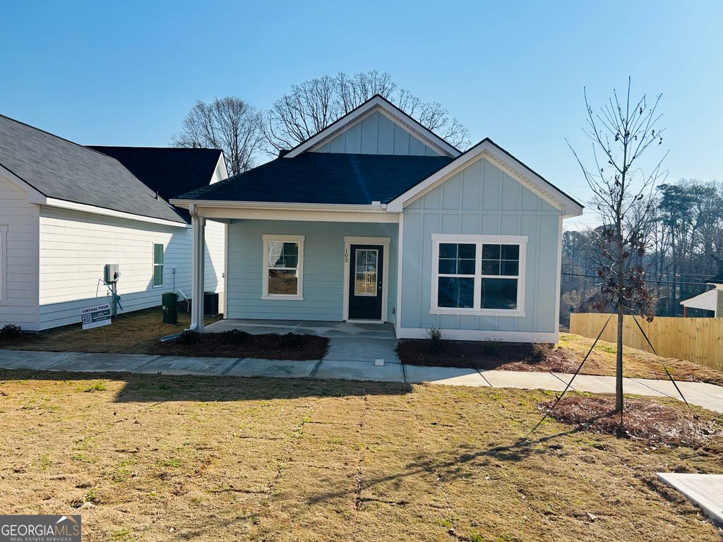 Photo of 9 Crown Street, Lagrange, GA 30240 (MLS # 10740750)