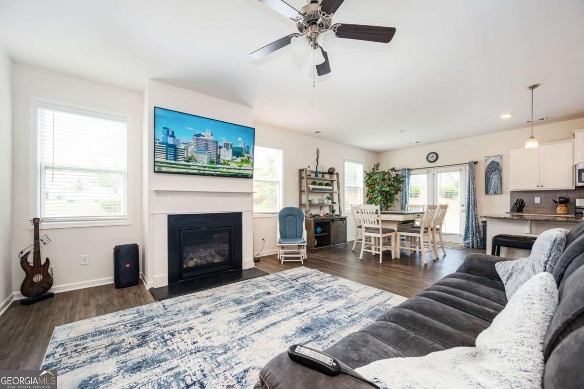 113 Woodhouse CIR