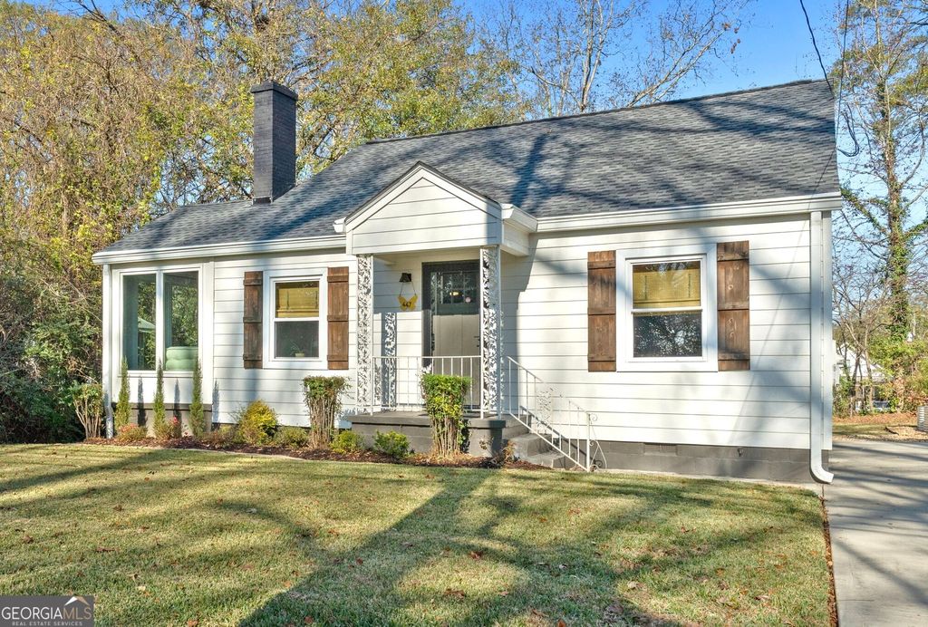 Photo of 447 North Avenue, Hapeville, GA 30354 (MLS # 10653479)