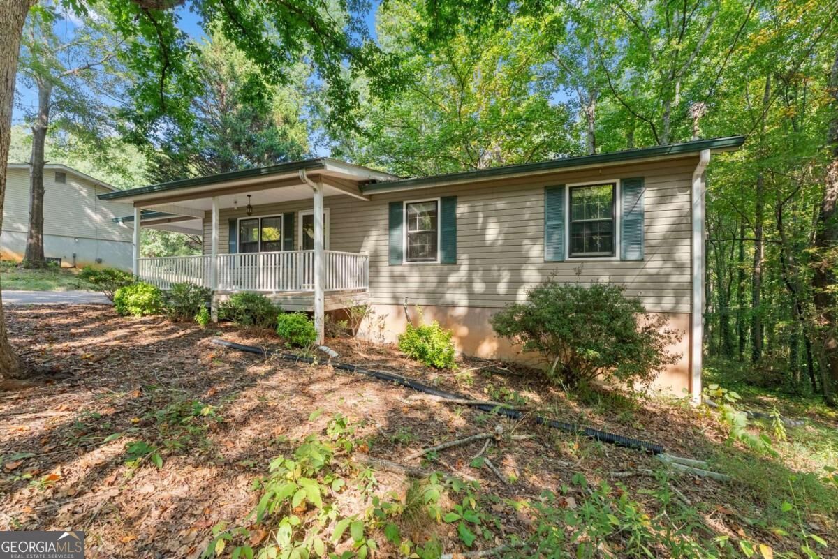 3489 Bell RD