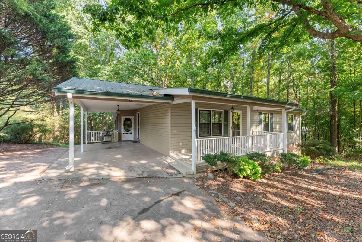 3489 Bell RD