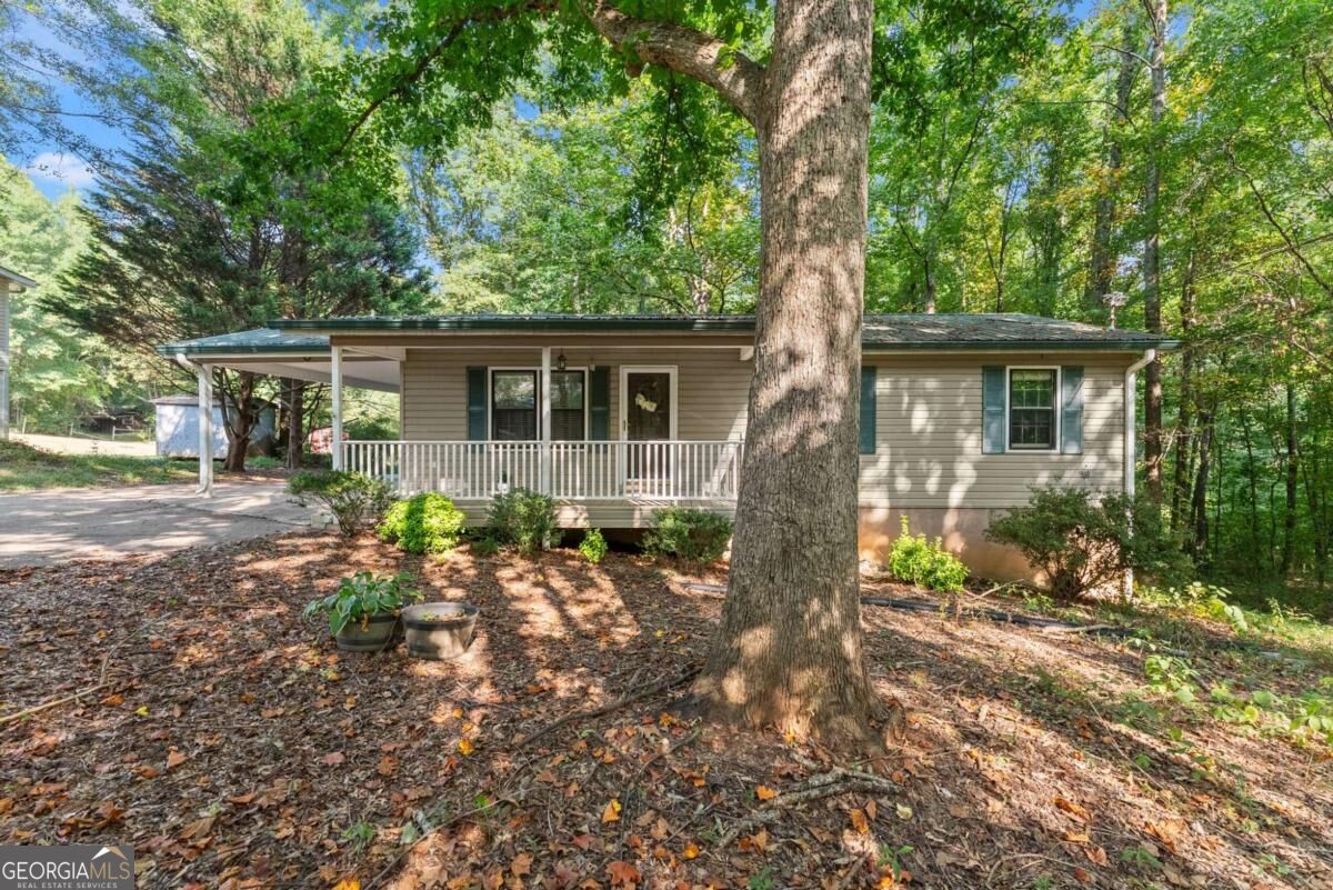 3489 Bell RD