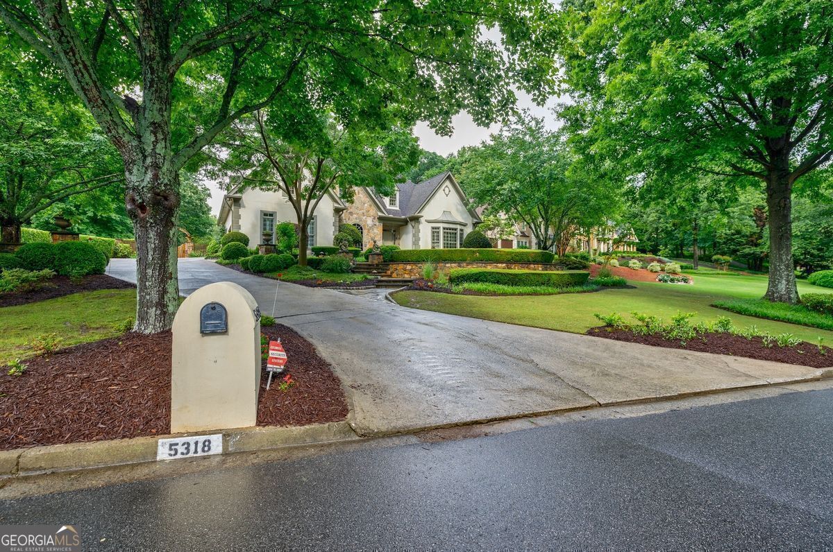 5318 Brooke Farm DR