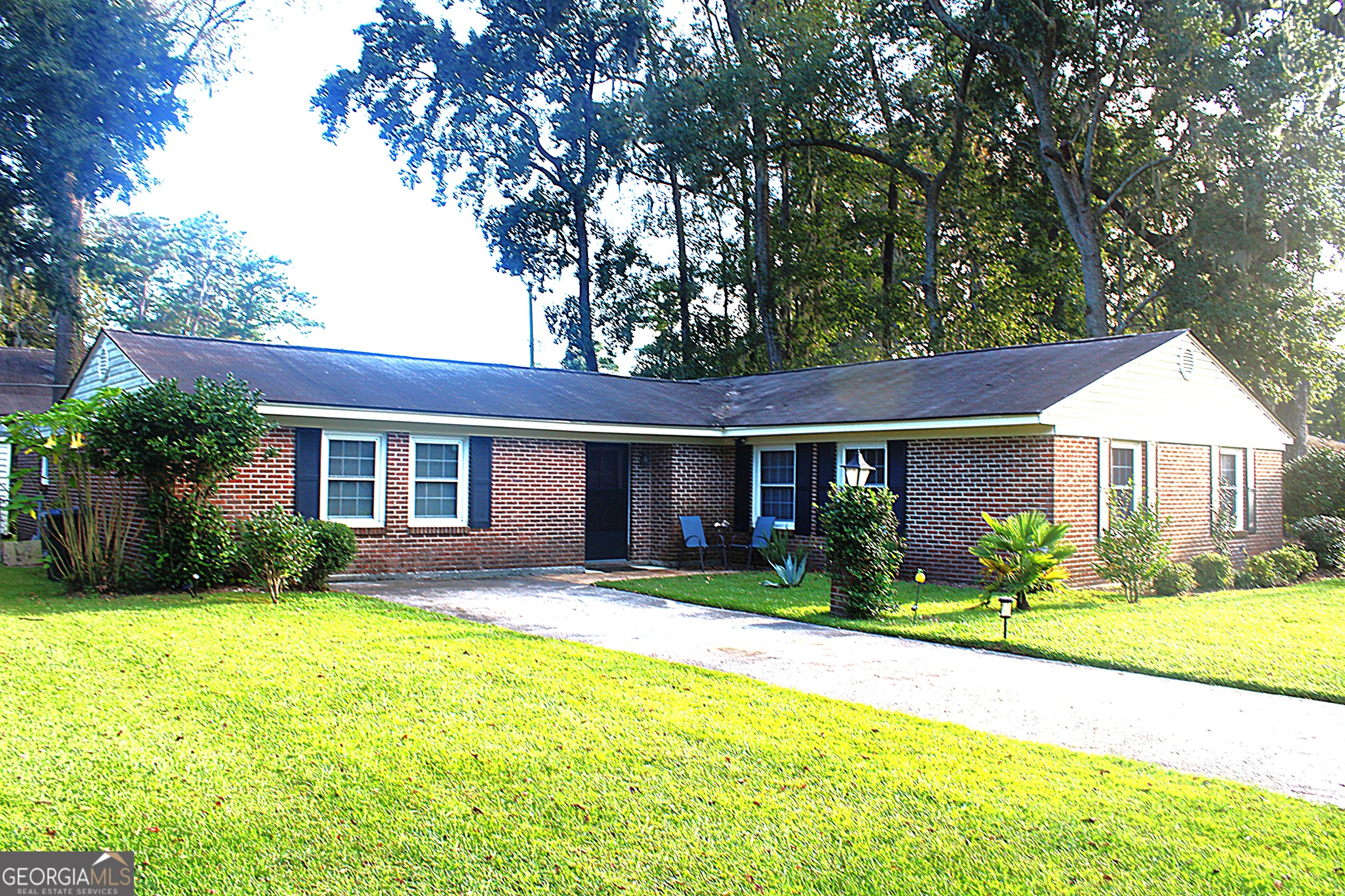 9233 Garland DR