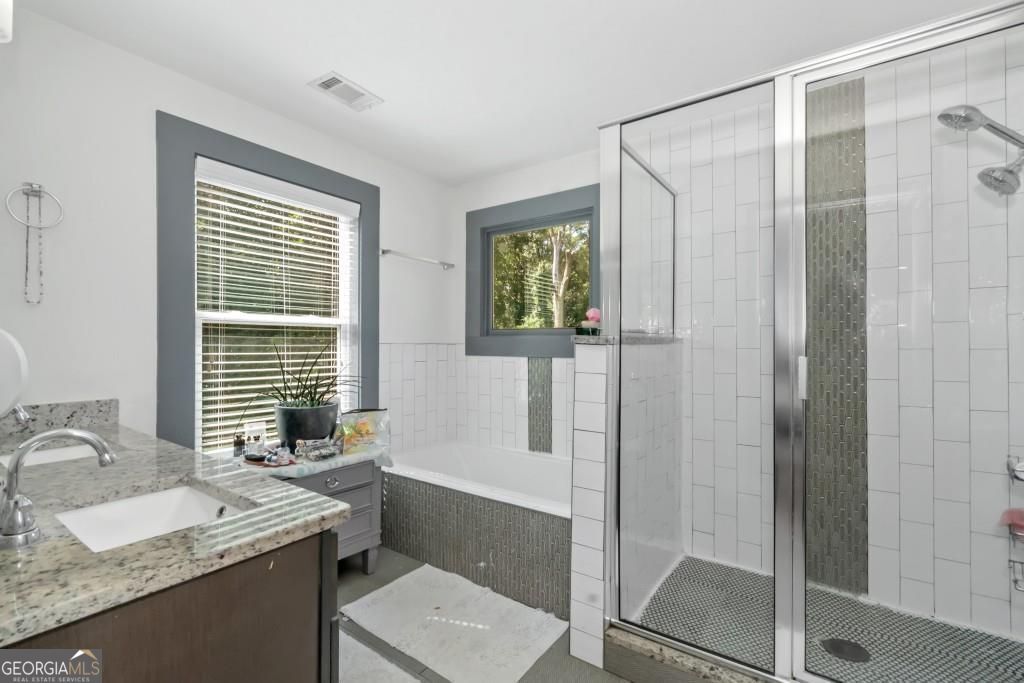 Atlanta, Georgia 30311, United States, 5 Bedrooms Bedrooms, ,4 BathroomsBathrooms,Residential,Active,167495