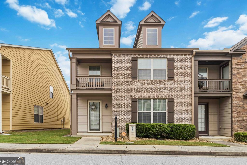 Photo of 5708 Radford Loop, Fairburn, GA 30213 (MLS # 10762399)