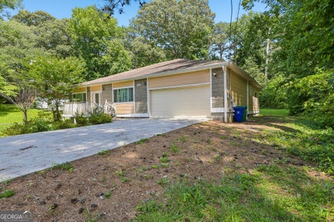 Photo of 3167 Westmart Lane, Atlanta, GA 30340 (MLS # 10789284)