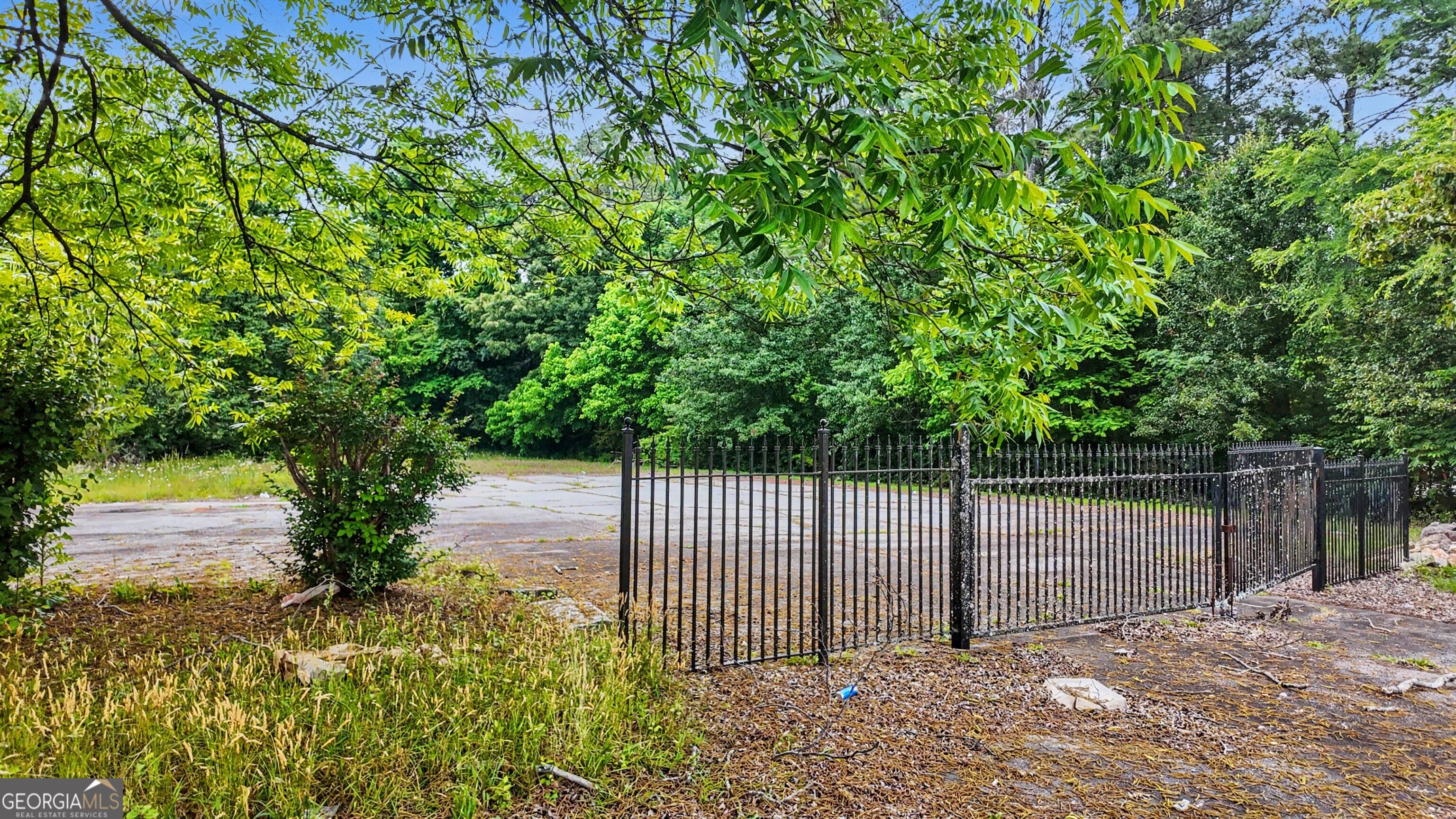 959 S Hairston RD