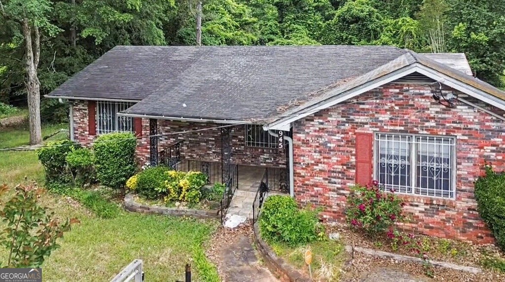 Photo of 959 S Hairston Road, Stone Mountain, GA 30088 (MLS # 10838997)