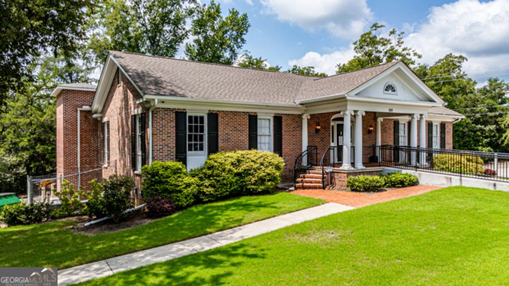 Photo of 600 N Cobb Street, Milledgeville, GA 31061 (MLS # 10692551)