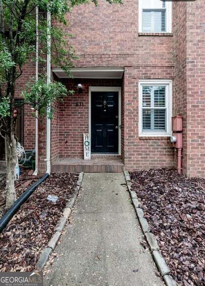 871 Lenox Oaks CIR NE