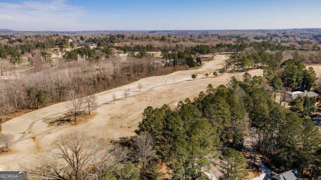608 East Lake DR