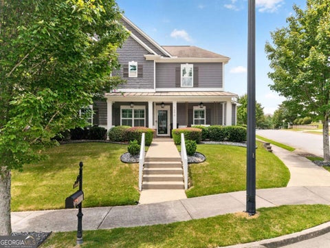 Photo of 1596 Habershal Road NW, Atlanta, GA 30318 (MLS # 10813152)