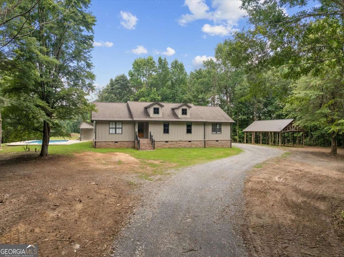 1358 Reeves Station RD SW