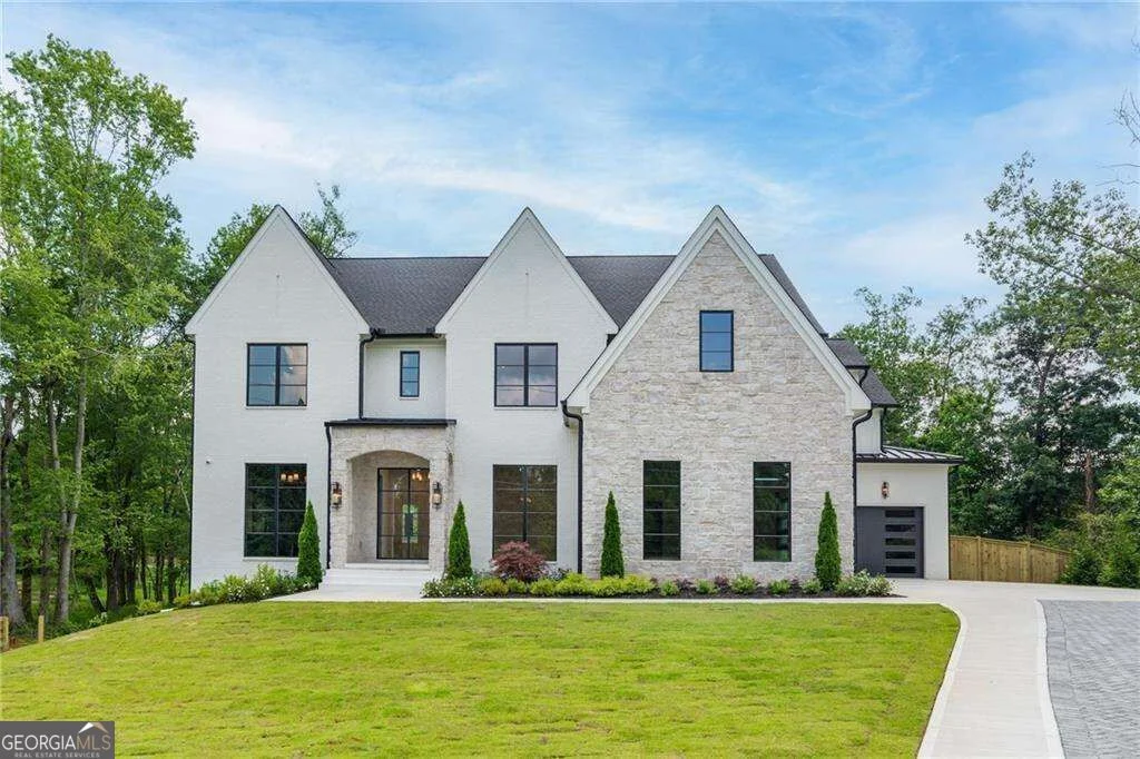 290 Christopher Robin Road Rd, Alpharetta, GA, 30005