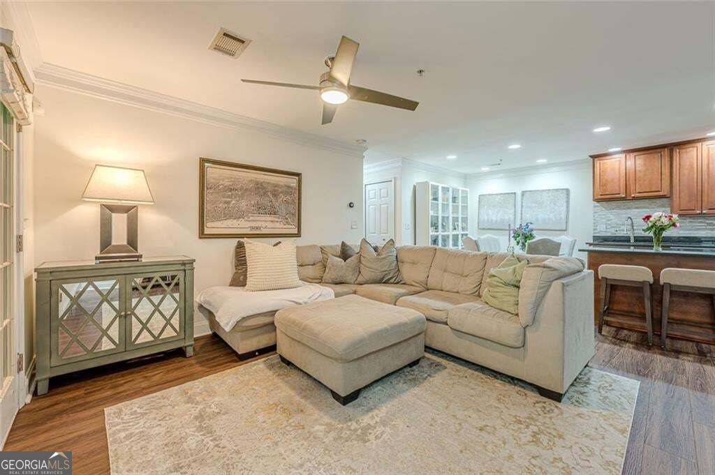 508 Madison CT