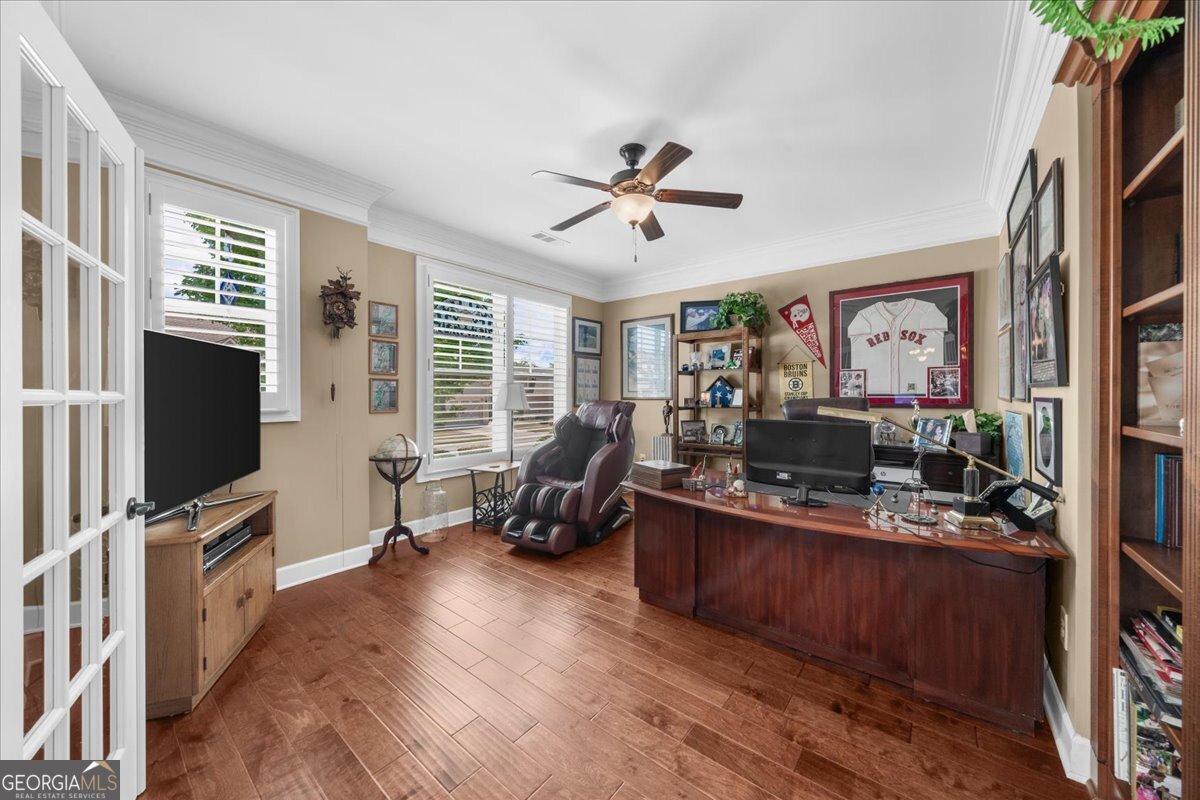 3768 Golden Leaf PT SW