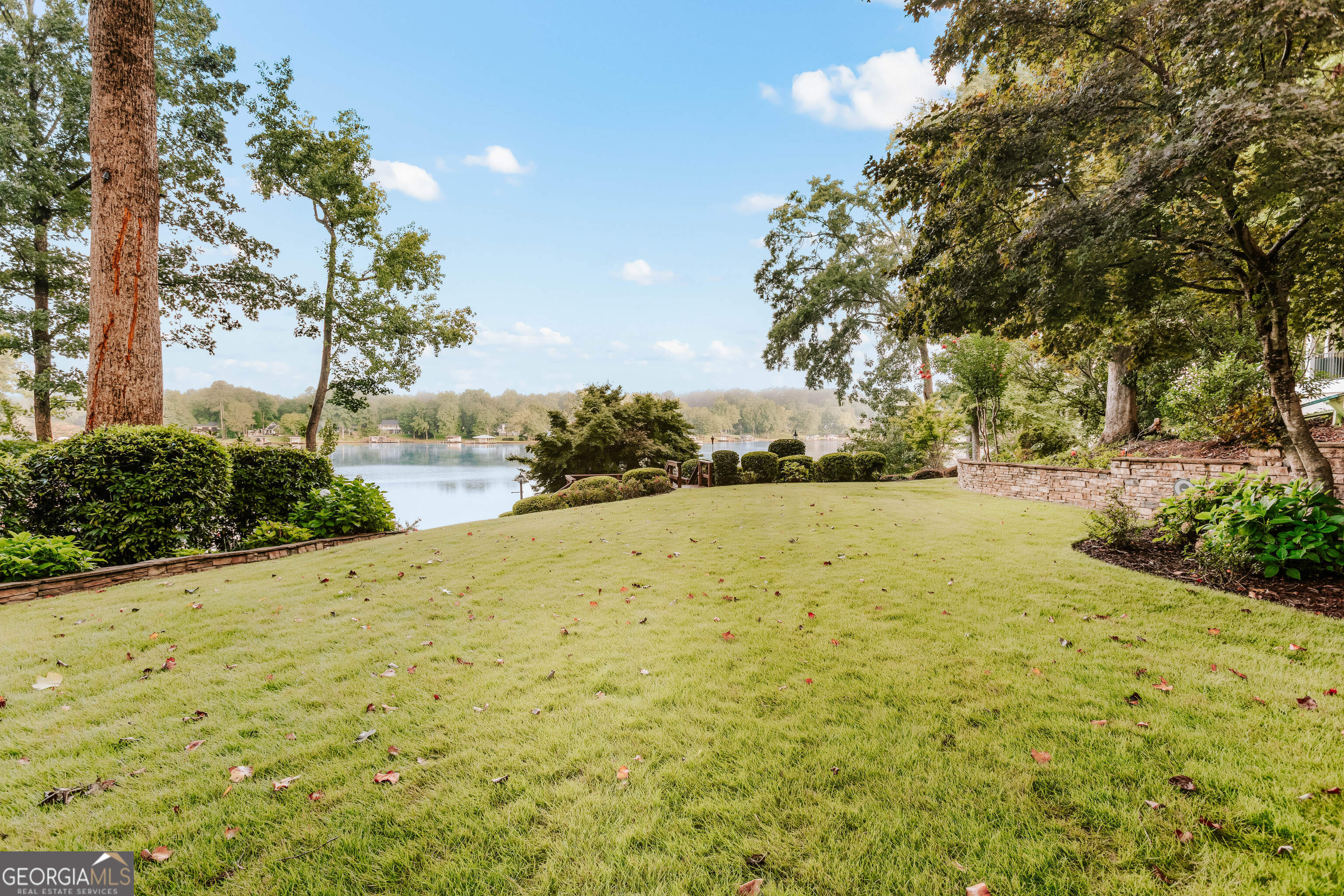 155 Honeysuckle RD NW