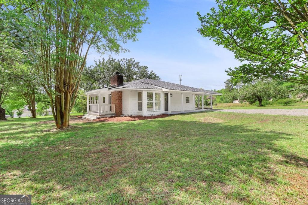 Photo of 33 Mt Pleasant Church Road, Carrollton, GA 30116 (MLS # 10761224)